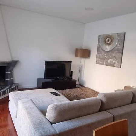 Casa Da Praca 1 Apartment *